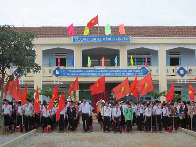 Trường THCS Lê Văn Tâm tổ chức ngoại khóa