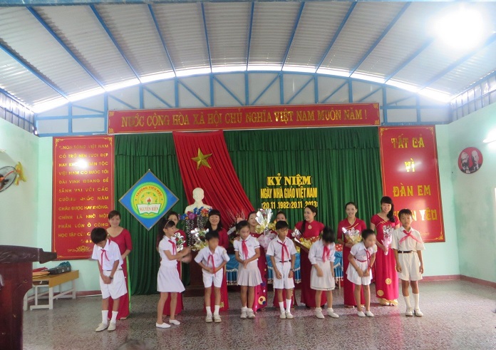 Trường TH Nguyễn Hiền tổ chức kỷ niệm Ngày Nhà Giáo Việt Nam